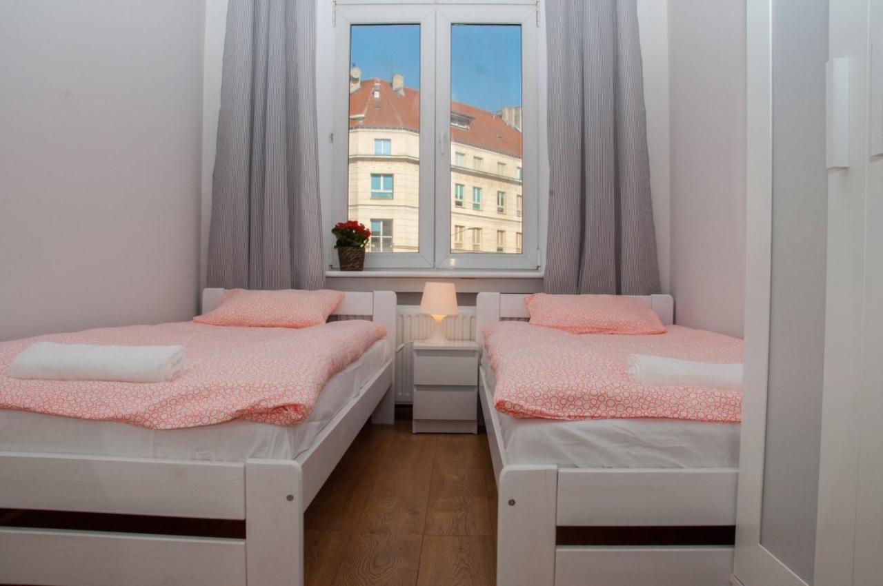 Hostel Mango Poznań Eksteriør billede